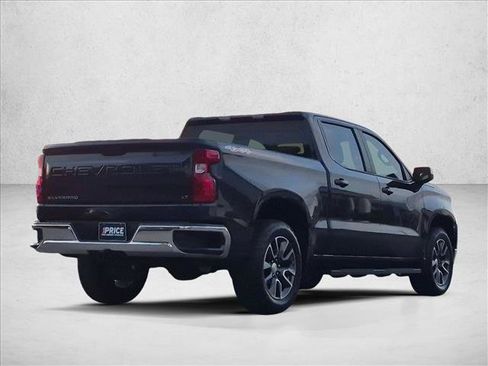 Used 2023 Chevrolet Silverado 1500 LT AWD/4WD image 5