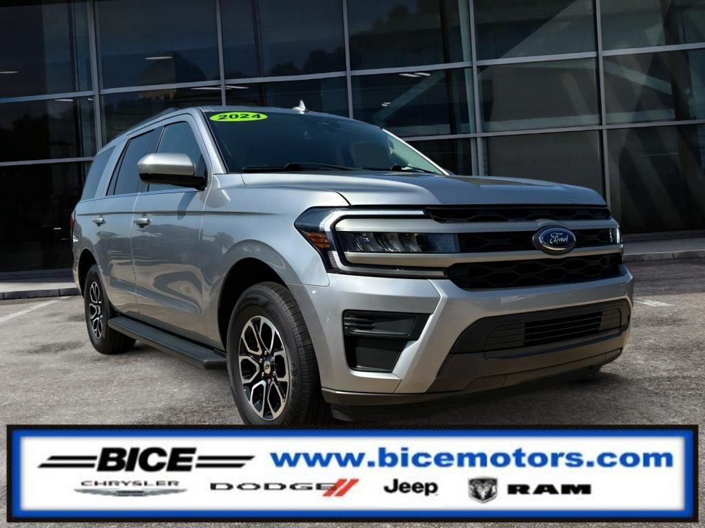 Used 2024 Ford Expedition XLT RWD image 1