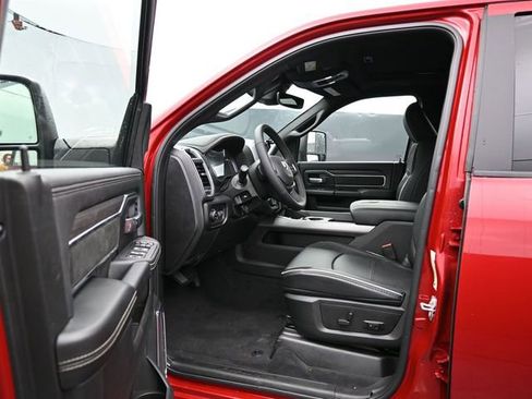 New 2026 RAM 2500 Laramie AWD/4WD image 12