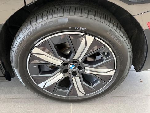 Used 2026 BMW iX xDrive45 w/ Premium Package AWD/4WD image 6