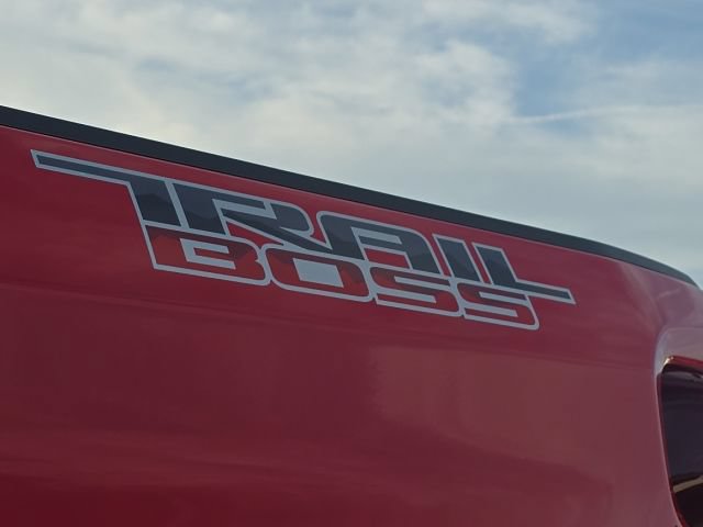 Used 2026 Chevrolet Silverado 1500 Custom Trail Boss AWD/4WD image 10