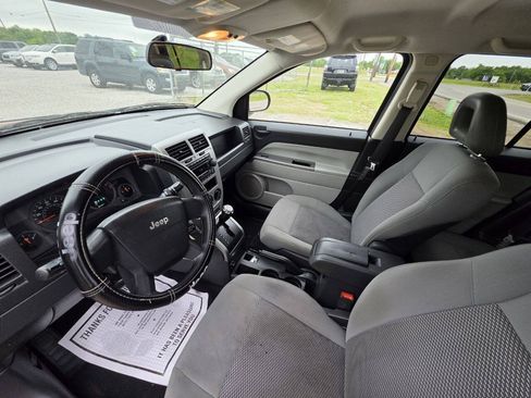 Used 2007 Jeep Compass Sport AWD/4WD image 3