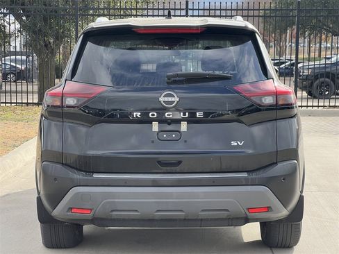 Certified 2023 Nissan Rogue SV w/ SV Premium B Package image 4