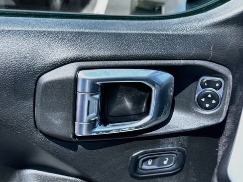 Used 2023 Jeep Wrangler Unlimited w/ 8.4" Radio Group AWD/4WD image 19