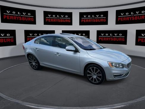 Used 2017 Volvo S60 T5 Inscription AWD/4WD image 9