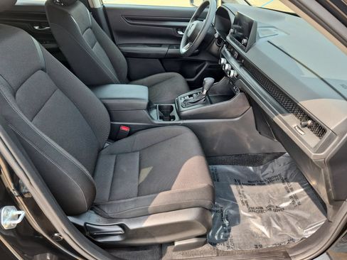Certified 2024 Honda CR-V EX image 30