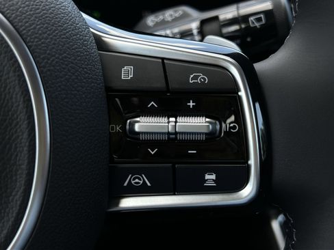 New 2026 Kia Carnival SX Prestige FWD image 30