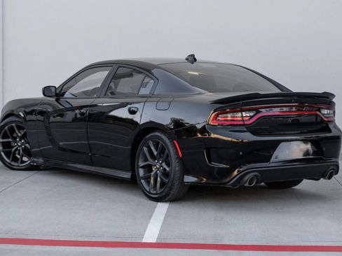 Used 2021 Dodge Charger R/T w/ Blacktop Package RWD image 9