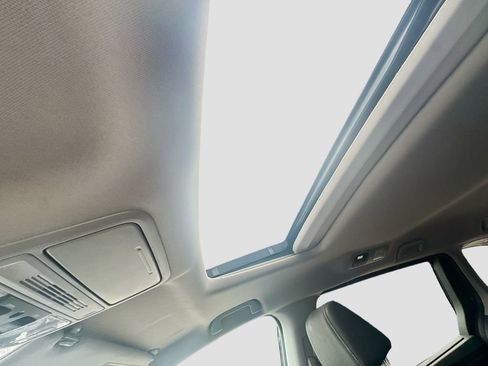 Used 2024 Honda Odyssey EX-L image 21