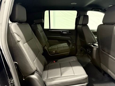New 2026 Chevrolet Suburban LT w/ Comfort Package image 26