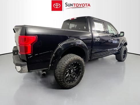 Used 2019 Ford F150 Lariat w/ Equipment Group 502A Luxury AWD/4WD image 4