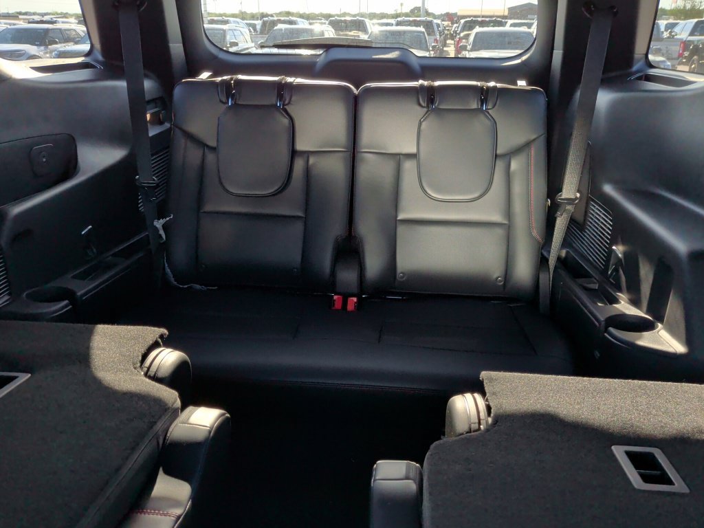 New 2026 Ford Explorer ST-Line w/ ST-Line Street Pack RWD image 40