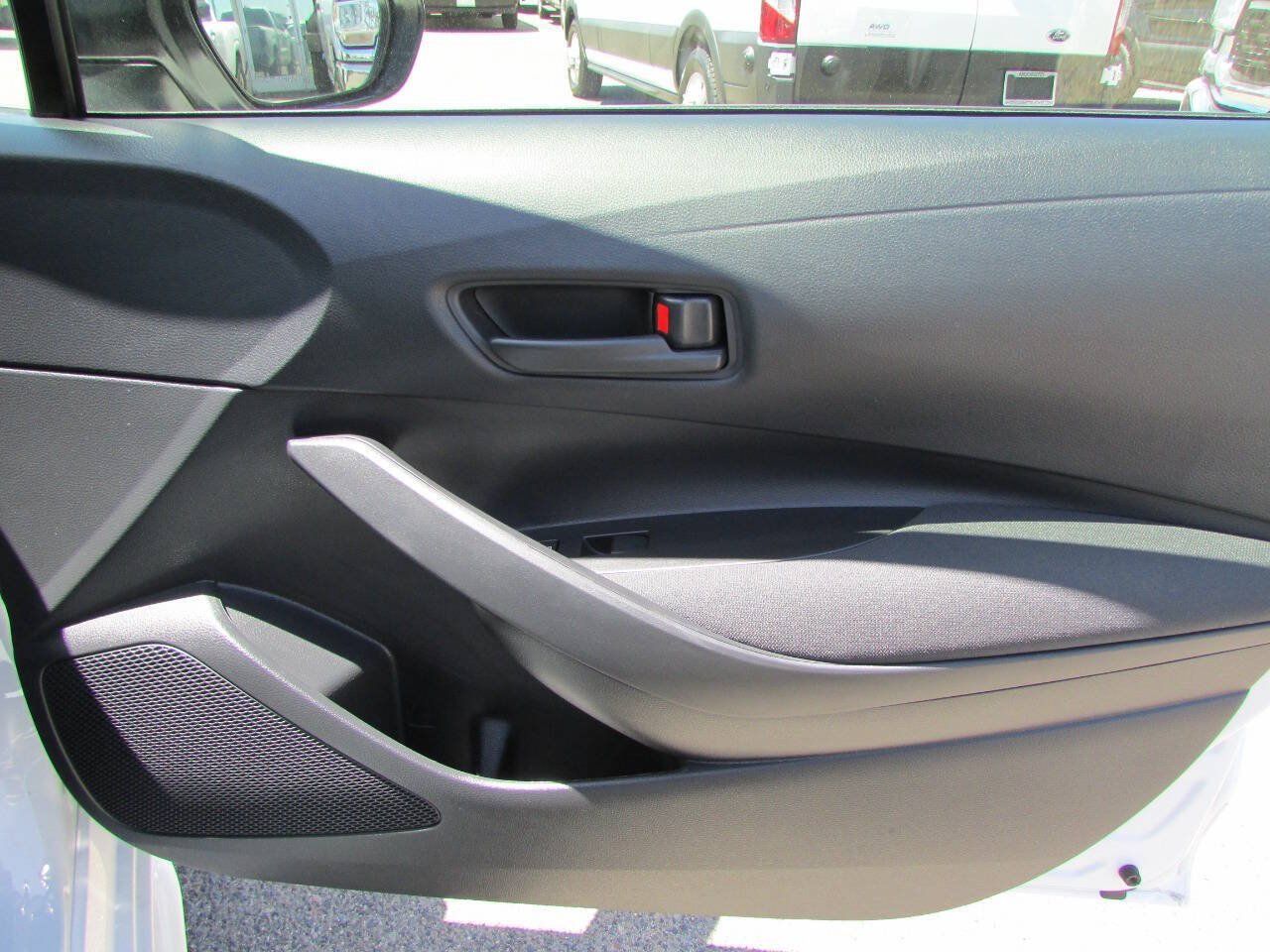 Used 2026 Toyota Corolla LE FWD image 20