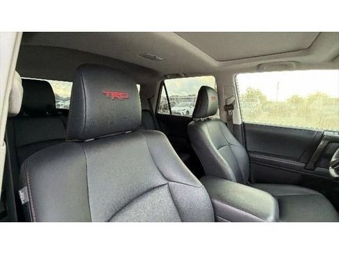 Certified 2021 Toyota 4Runner Venture w/ Moonroof Package AWD/4WD image 39