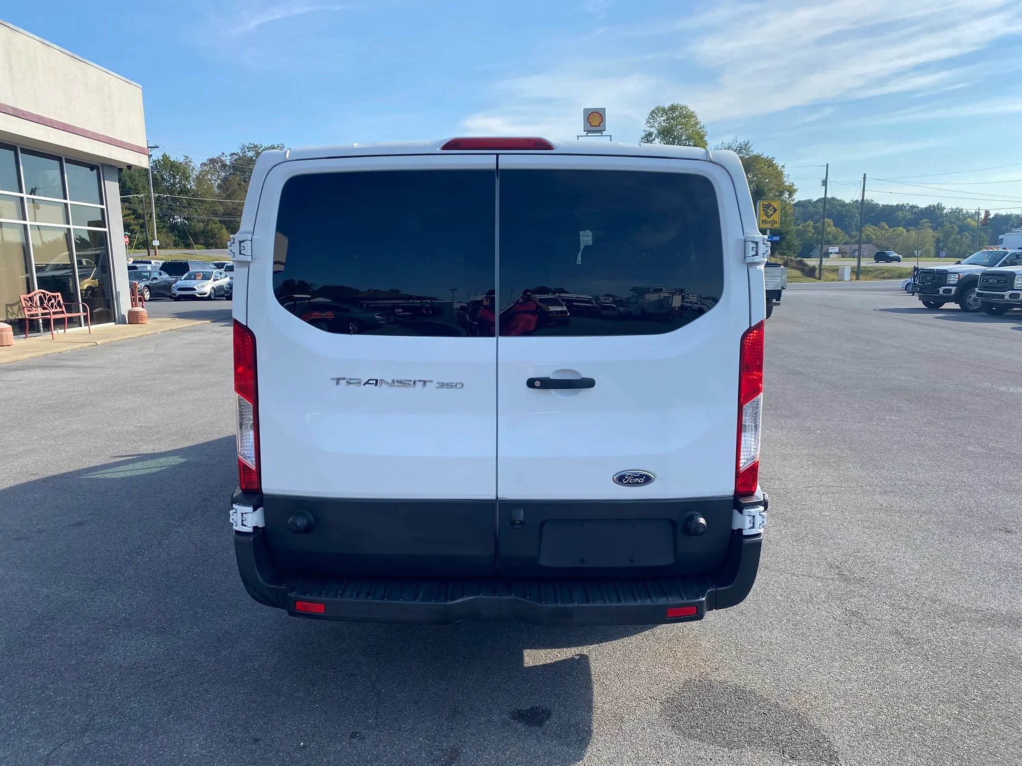 Used 2018 Ford Transit 350 XL RWD image 6