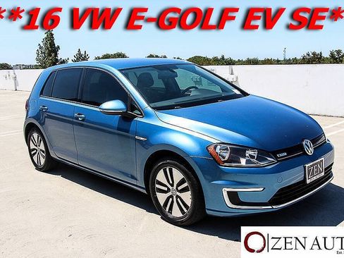 Used 2016 Volkswagen e-Golf SE FWD image 36