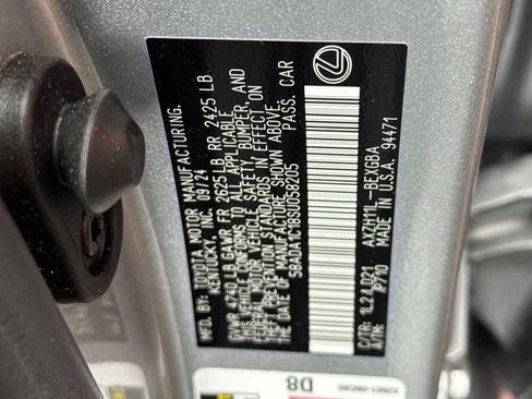 Used 2025 Lexus ES 300h w/ Premium Package image 30