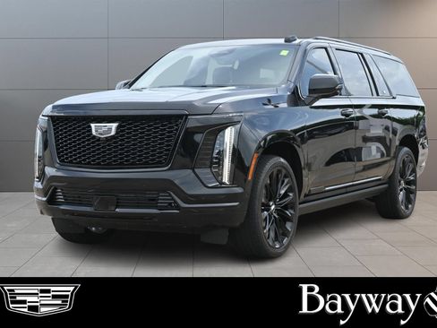 Certified 2026 Cadillac Escalade ESV Platinum Sport w/ LPO, ONYX Package AWD/4WD image 1