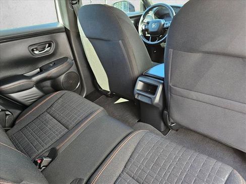 Used 2025 Honda HR-V Sport image 16