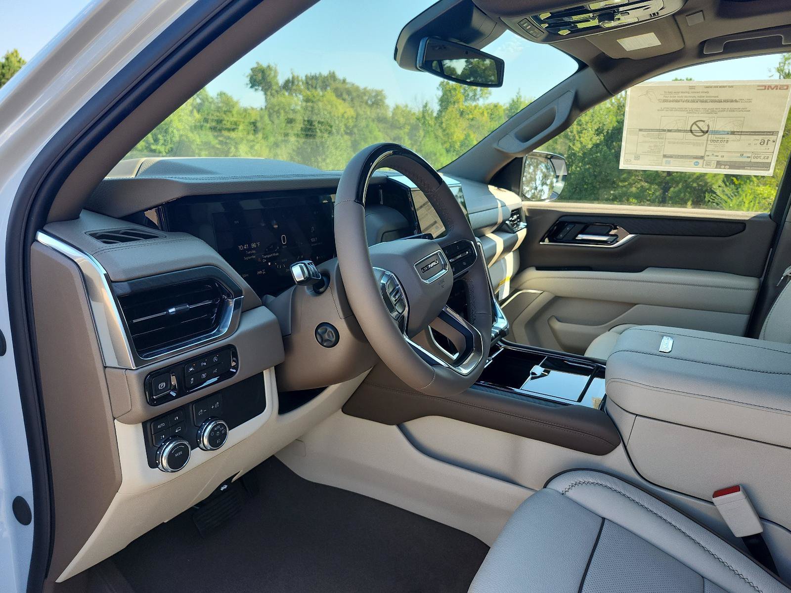 New 2027 GMC Yukon Denali w/ Sun & Power Step Package AWD/4WD image 12