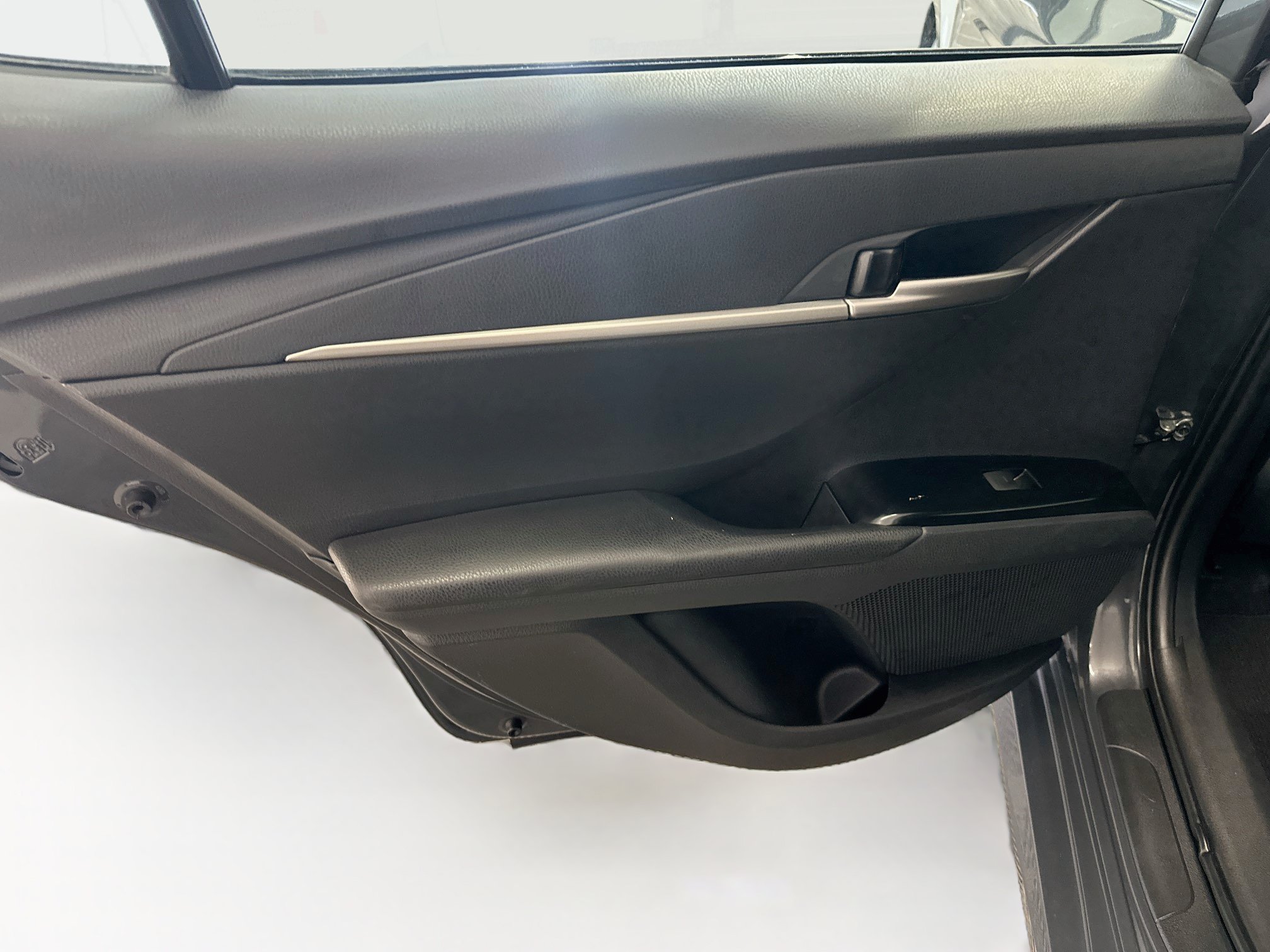 Used 2026 Toyota Camry LE FWD image 27