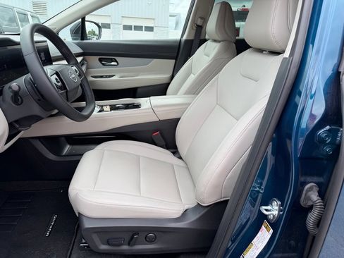 Used 2025 Nissan Murano SL AWD/4WD image 14