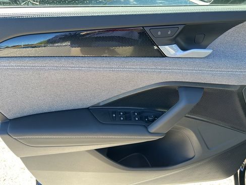 New 2026 Volkswagen Tiguan S image 11