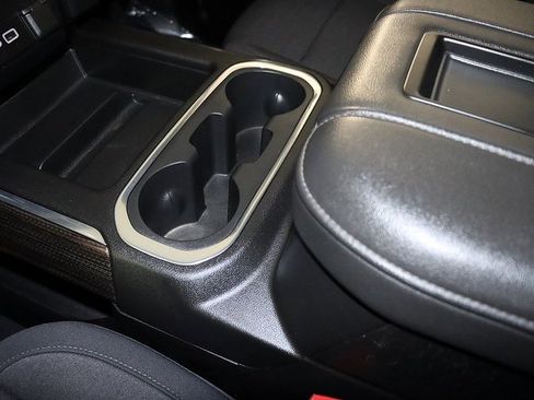 Used 2021 Chevrolet Silverado 1500 LT Trail Boss w/ Convenience Package II image 21