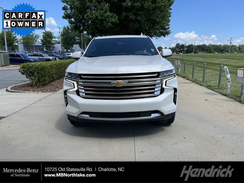 Used 2022 Chevrolet Tahoe High Country w/ Premium Package AWD/4WD image 1