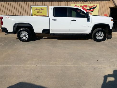 Used 2021 Chevrolet Silverado 2500 W/T w/ WT Convenience Package AWD/4WD image 6