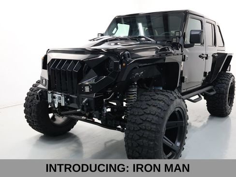 Used 2025 Jeep Wrangler Unlimited Sport AWD/4WD image 2