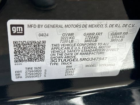 Used 2024 GMC Sierra 1500 Denali w/ Technology Package AWD/4WD image 26