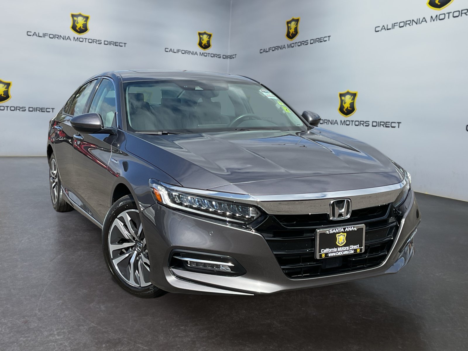 Used 2018 Honda Accord Touring image 3