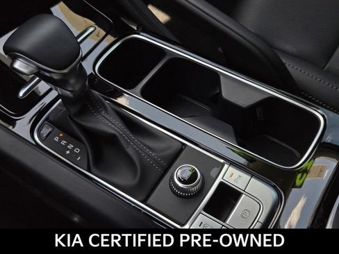 Used 2025 Kia Telluride S FWD image 27