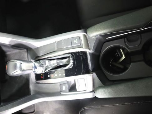 Used 2020 Honda Civic EX image 12