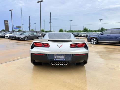 Used 2016 Chevrolet Corvette Stingray Coupe RWD image 8