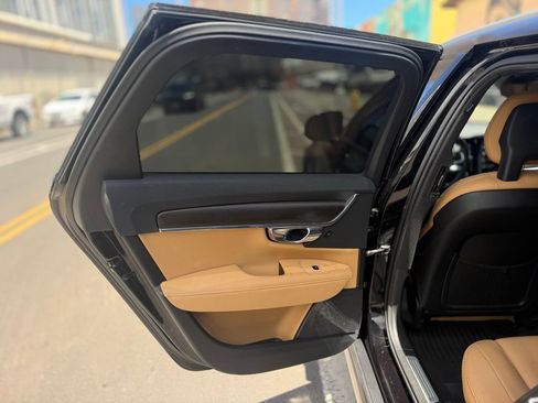 Used 2018 Volvo V90 T5 Cross Country w/ Convenience Package AWD/4WD image 9