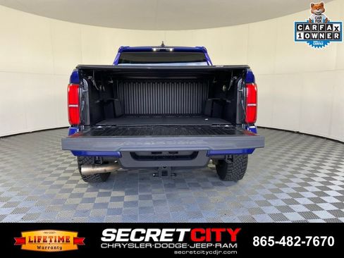 Used 2025 Toyota Tacoma TRD Sport AWD/4WD image 27