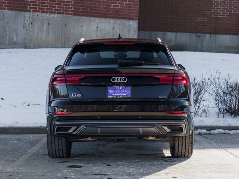 Used 2022 Audi Q8 Premium Plus w/ Premium Plus Package image 29