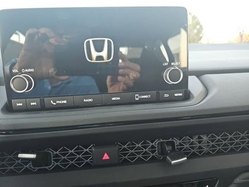 New 2025 Honda Accord SE image 14