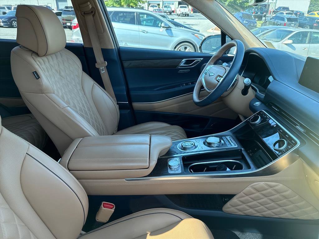 Used 2024 Genesis GV80 3.5T Prestige Signature AWD/4WD image 3
