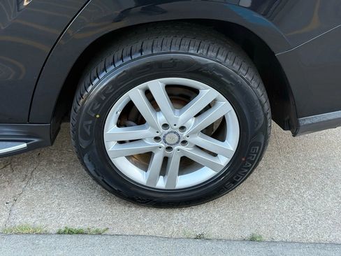 Used 2015 Mercedes-Benz GL 450 GL 450 4MATIC Sport Utility 4D image 54