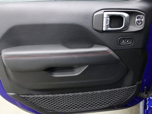 Used 2019 Jeep Wrangler Unlimited Rubicon image 11