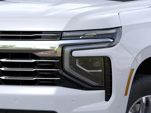 New 2026 Chevrolet Suburban LT w/ Comfort Package image 10