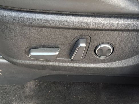 Used 2024 Hyundai Palisade SEL FWD image 24