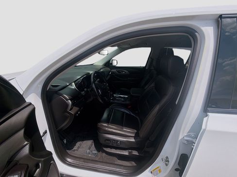 Used 2020 Chevrolet Traverse RS FWD image 16