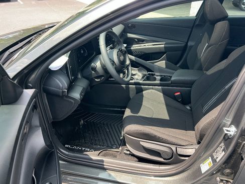 New 2026 Hyundai Elantra SEL Sport Premium FWD image 10
