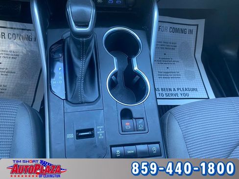 Used 2022 Toyota Highlander LE image 31
