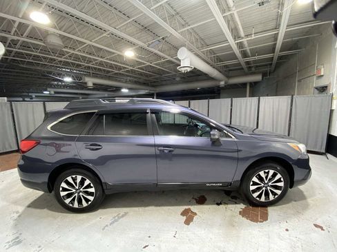 Used 2015 Subaru Outback 2.5i Limited image 27