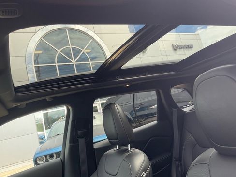 Used 2021 Jeep Cherokee Latitude Lux 80th Anniv w/ Quick Order Package 26U 80TH image 19